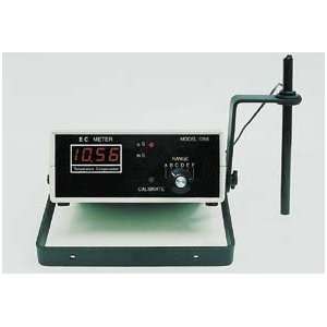  1056 Conductivity Meter   VWR Digital Conductivity Meter, Model 1056 