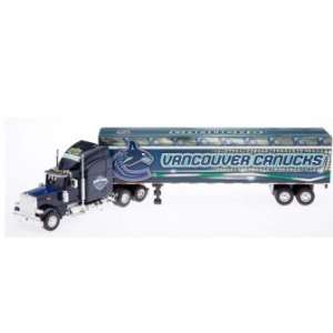 07 08 UD NHL Peterbilt Tractor Trailer Vancouver Canucks  