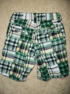 Adorable pair of Gymboree outlet plaid, madras shorts. Size 3t 
