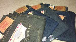 Levis 501 Straight Leg Button Fly Jeans (Mens) Brand New  