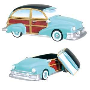  Turquoise Woody Car   Cold Cast Resin   3.25 Height