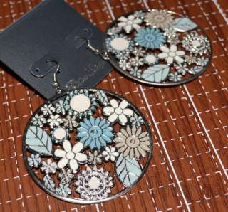 Vintage New beautiful decorative pattern hollow out ring earrings 