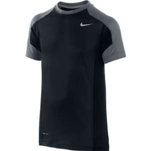  Nike Boys Short Sleeve Training Shirt