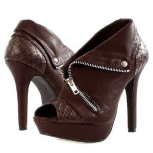 QUPID GAZE 77 BROWN PEEPTOE STILETTO BOOTIE  