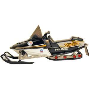 Ertl Pittsburgh Steelers Snowmobile 132 Scale  Sports 