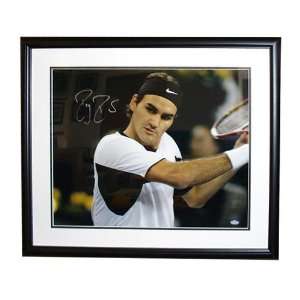  Autographed Roger Federer Backhand Close Up 16x20 Framed 
