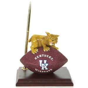 BSS   Kentucky Wildcats NCAA Mascot Desk Pen & Clock Set 