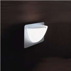  Zaneen Lighting D8 3027 Willy Wall Sconce, Metallic Gray 