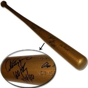   Rodriguez Autographed Baseball Bat   with 600 hr 8 4 10 Inscription