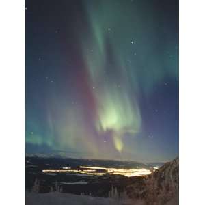  Brilliant Display of Auroral Lights over Whitehorse 