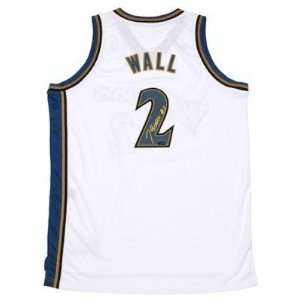  John Wall Signed Uniform   White PANINI   Autographed NBA 