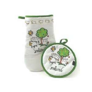  Sheep Design Oven Glove and Pot Stand