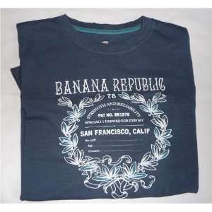 Banana Republic Fitted Crew With SAN FRANCISCO,CALIFgraphics Size L