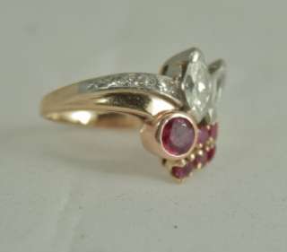 Size 4 and can be resized. It weighs a heavy 4.8 grams Perfect Pinky 