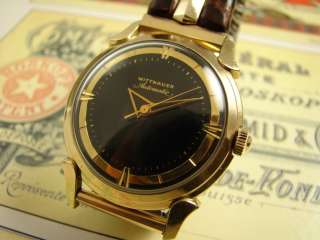   1950s WITTNAUER BEEFY GOLD FILL AUTOMATIC MENS SAUCER CASE DRESS WATCH
