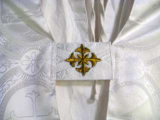 Traditional Catholic Humeral Veil