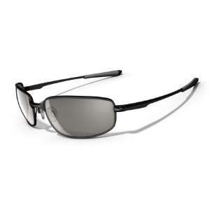  Revo Sunglasses Discern Titanium / Frame Polished Black 