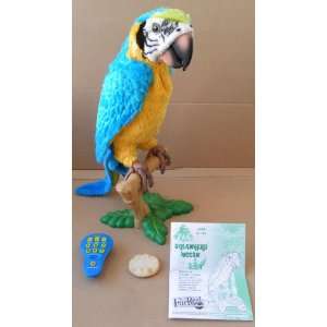  Friends Squawkers McCaw Parrot   Includes Electronic Talking Parrot 