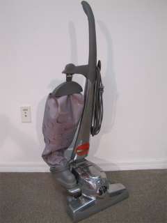 Kirby Sentria G10D Vacuum w/ Carpet Cleaning System 09  