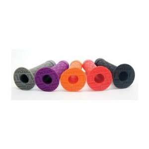 MacNeil Zoomer Grips Red