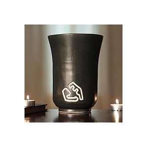  Ceramic vase, Dynamics