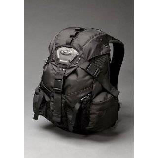 oakley mens icon backpack july 22 2010 buy new $ 119 90 $ 150 00 10 