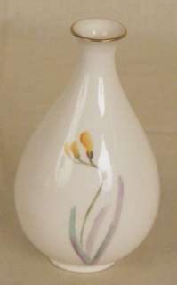 Vintage Y MIZUNO NORITAKE Art Flower Porcelain Bud Vase  