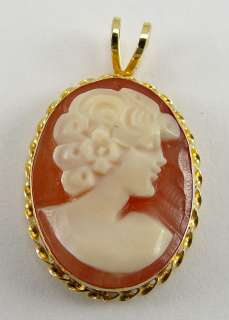Weighs 1.4 g / 0.9 dwt / 0.05 ozt Cameo design shell cameo with 