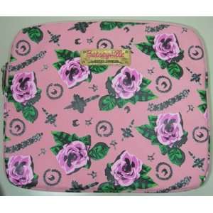  Betseyville By Betsey Johnson Protective Computer Slip 