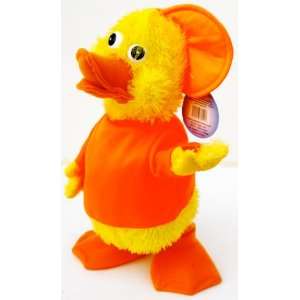  11 Animated Duck In Orange Clothes Toys & Games