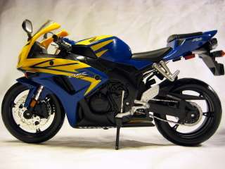 MAISTO MOTORCYCLE HONDA CBR 1000RR 1/12 DIECAST MODEL  
