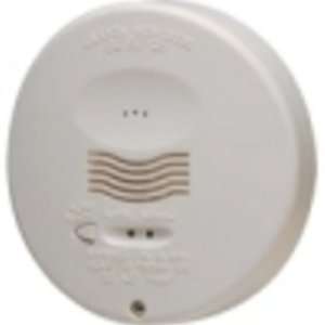   Round Carbon Monoxide Detector with RealTestTM