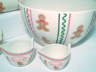 HOLIDAY GINGERBREAD 3 QT MIXING BOWL &MEASURING CUP SET  