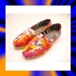 WOMENS TOMS PRINTED EARTHWISE CLASSIC SLIP ON   CORBEL  