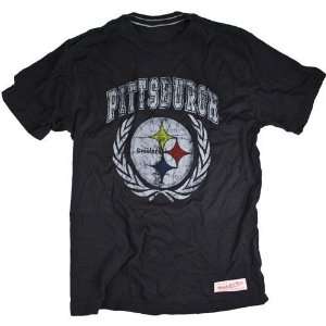   Steelers Distressed Logo Tailored T Shirt (Black)