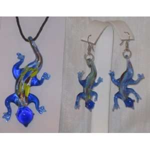 Lizard Blue Blown Glass Pendant Necklace and Earring Set Jewelry