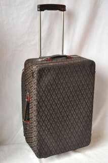 Valentinos luxe luggageJust gorgeous, what a way to travel