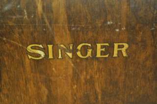Antique 1923 SINGER Portable Sewing Machine w/Bent Wood Case  Cleaned 