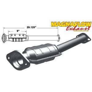    Magnaflow 38326   Direct Fit Catalytic Converter Automotive