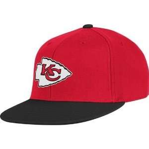 Kansas City Chiefs 2 Tone Flex Fit Flat Bill Hat  Sports 