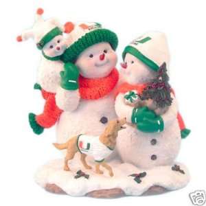   HURRICANES CHRISTMAS SNOWMAN FAMILY FIGURINE NW