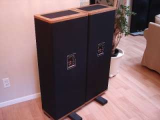 Vandersteen 2Ce Reference Floor Speakers.Audiophile Quality. Excellent 