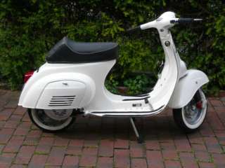 TOTALRESTAURIERTE VESPA V50 IN WUNSCHFARBE in Bayern   Loiching 