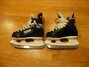 Bauer 30 Impact Ice Hockey Skates Size 10 Very Good Condtion  