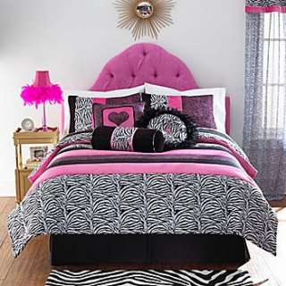 From the Seventeen® Magazine bedding collection. Go wild over the fun 