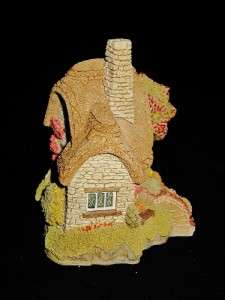 Lilliput Lane BEEHIVE COTTAGE, England Collection  