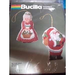  Bucilla Counted Cross Stitch Kit Mr. & Mrs. Santa 