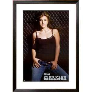 Kelly Clarkson Framed Poster Print, 32x45