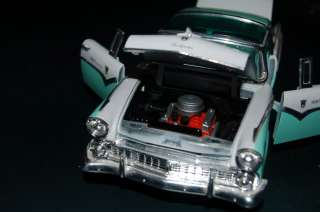 1955 Ford Fairlane Crown Victoria 1/18 Scale Very Nice Beautiful Model 