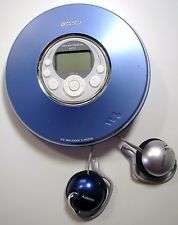   Blue ATRAC  CD Player Walkman & MDR Q22 Clip On Headphones Clean